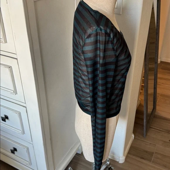 Killstar M green and black striped mesh top - Picture 5 of 6